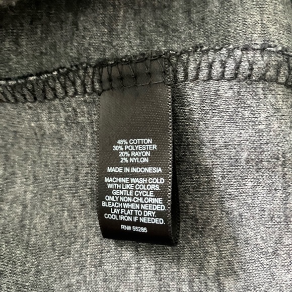 Express black soft knit blazer with gray lining and cuffs - Picture 4 of 4